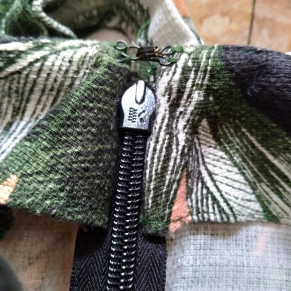 Topshop Palm Frond Tropical romper shortalls, size 4 - Picture 5 of 9